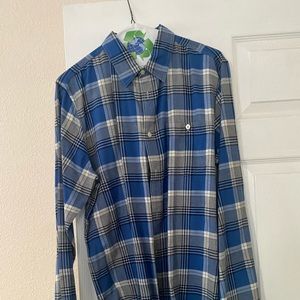 Casual button down shirt size large